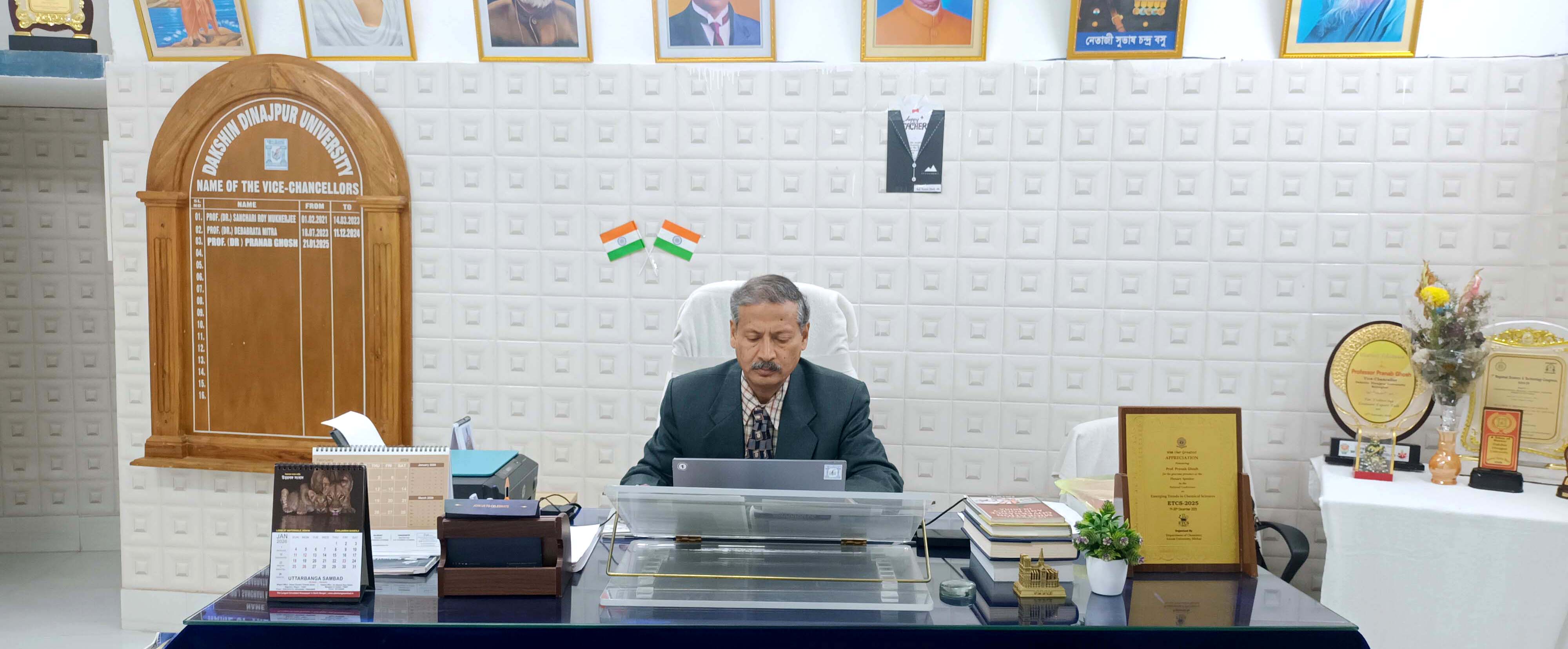 Lorem Ipsum is simply dummy text of the printing and typesetting industry.